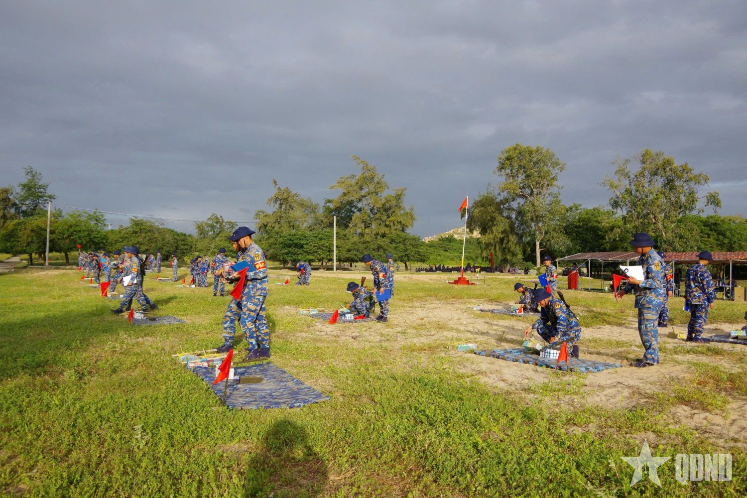 Trung tâm Huấn luyện Vùng 4 Hải quân kiểm tra “3 tiếng nổ” cho học viên